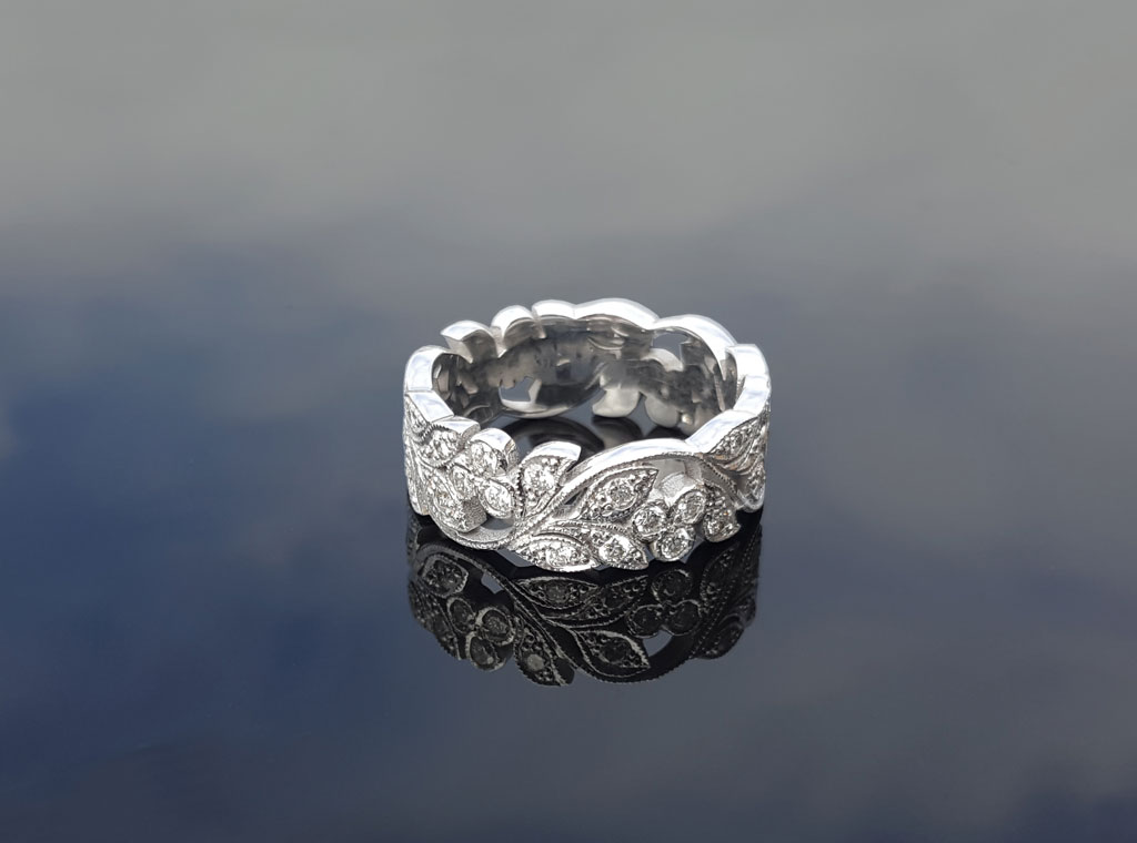 18ct White Gold Nellie Ring - Lili Fine Jewellery